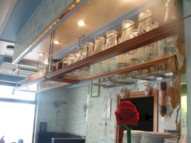 CAFFE BAR - 36 m2 - STROGI CENTAR - 51.000 EUR