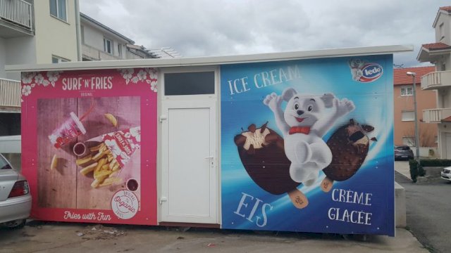 **KIOSK-KUCICA** 6m×2.5m