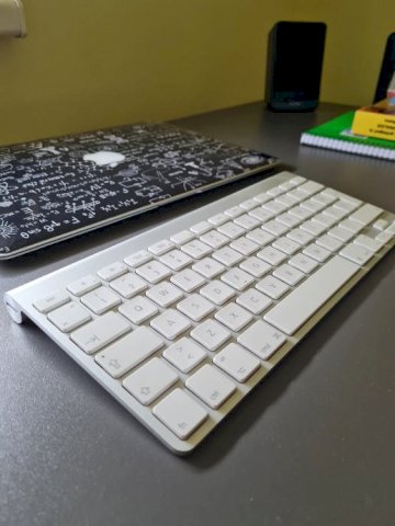Macbook Air 2017 + Magic Keyboard