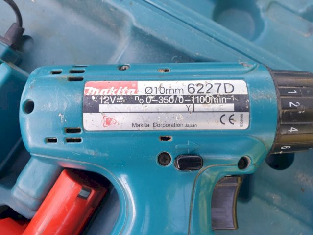 Makita aku bušilica 6227D 12V