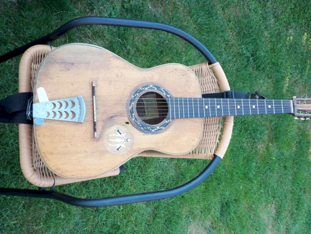 akustična gitara Catania Carmelo proizvedena 195