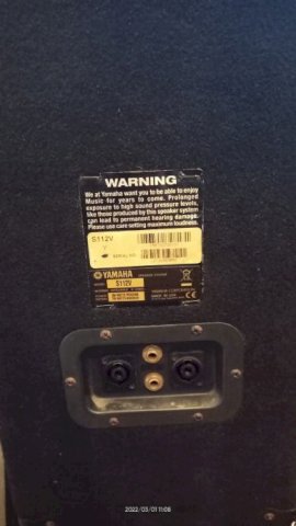 Yamaha S112V sa Eminence Kappa Pro 12
