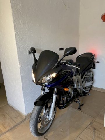 Yamaha Fazer 600 cm3, 2004 god.