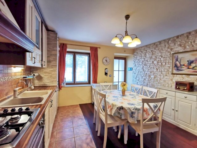 Namještena kuća u Istri - Ližnjan, 112.00 m2