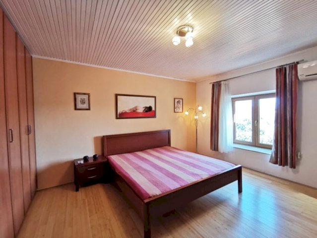 Namještena kuća u Istri - Ližnjan, 112.00 m2