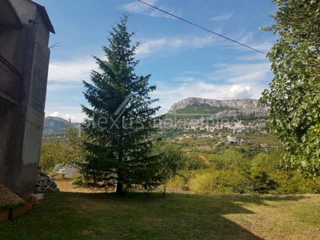 Samostojeća obiteljska kuća: Split - okolica, K