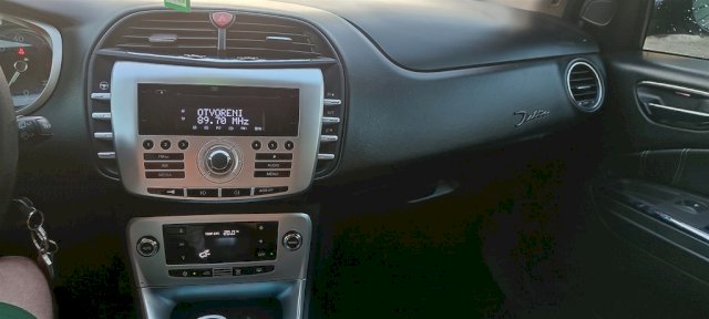 Lancia Delta 2.0 jtdm