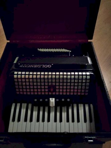 Harmonika GoldenCup 72 basa