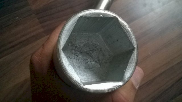 Nasadni kljuc SW50 (50 mm matica!) poluga je 700m