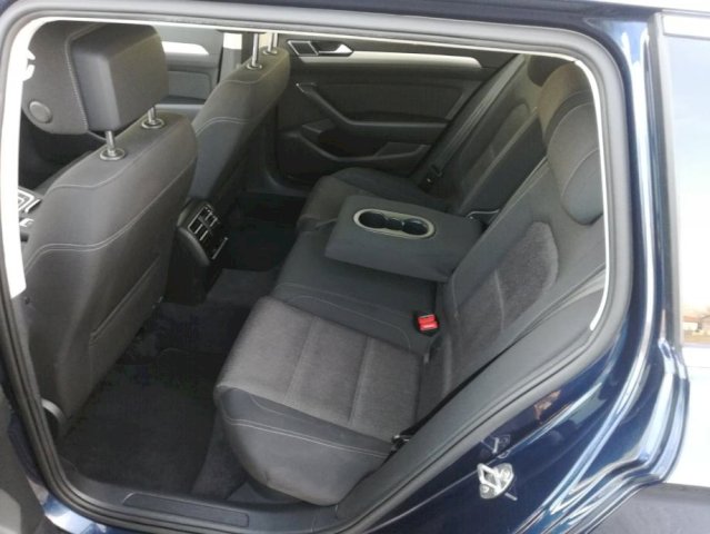 VW Passat Variant 1,6 TDI automatik