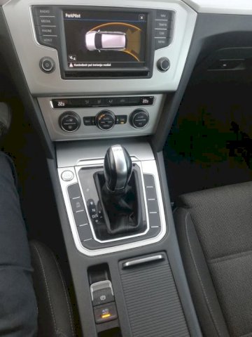 VW Passat Variant 1,6 TDI automatik