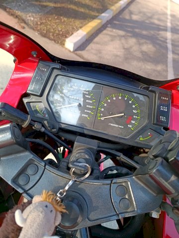 Kawasaki gpx 600r