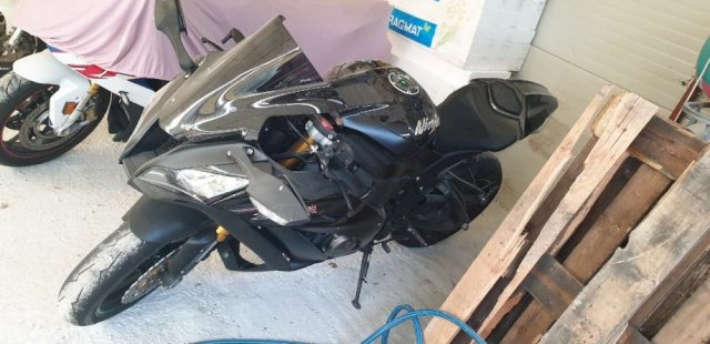 Kawasaki Zx10r 1000 cm3, 2015 god.