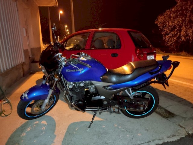 Kawasaki zr 7 2003. Reg 6/22 sve original