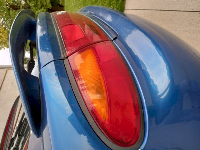 Mazda 323 F 1.5i