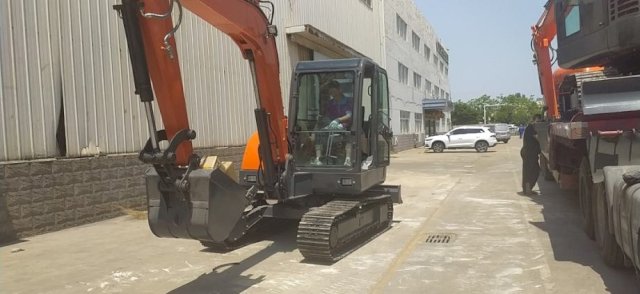 bager 6t sa pikamerom 350kg