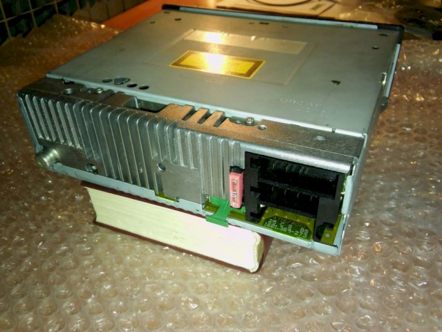 Becker APS 30- BE 4716 s navigacijom Cijena