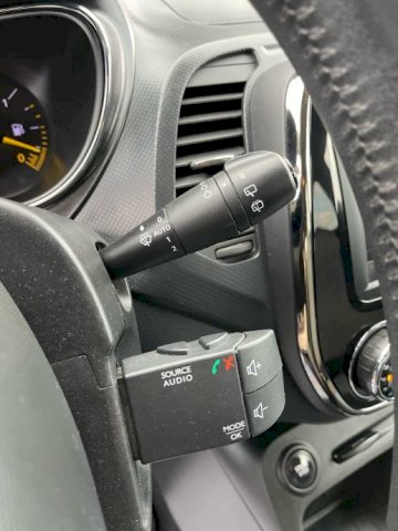 Renault Captur 1.5 DCi * JAMSTVO 12 MJESECI * NAV