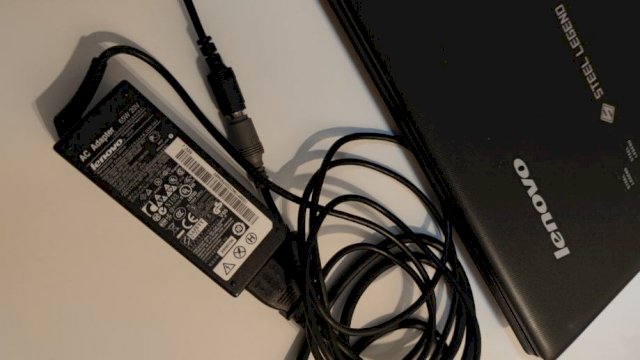 Lenovo G700 - 17.3 ' - i5 / SSD