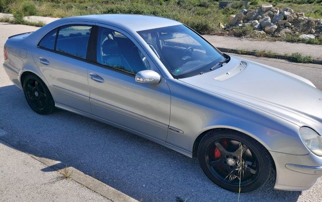 Mercedes-Benz E-klasa E500. Moguca zamjena