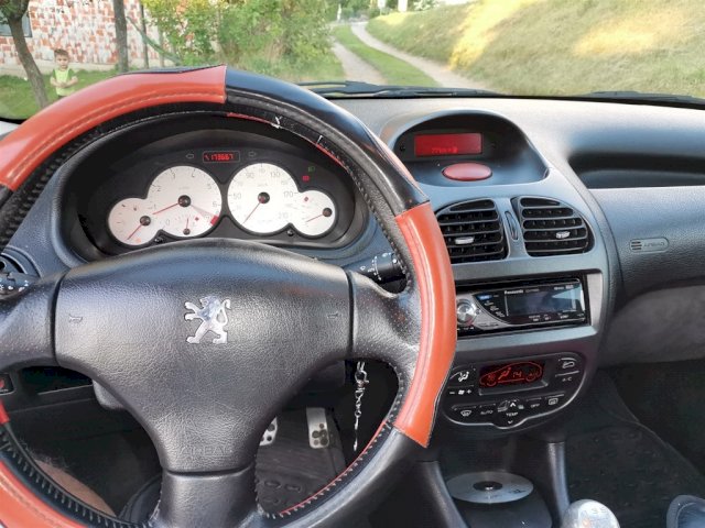 Peugeot 206 S16