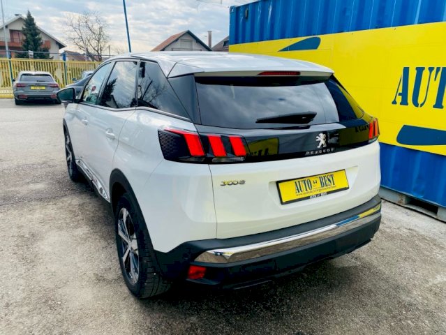 Peugeot 3008 1,6 BlueHDI ALLURE