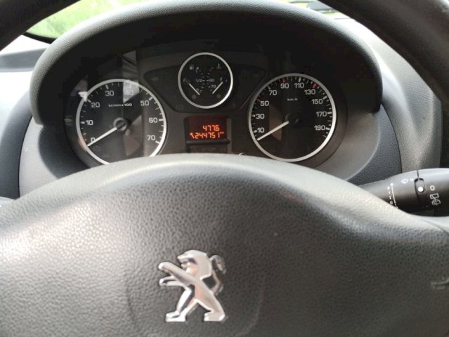 Peugeot expert tapee, 2014 god.