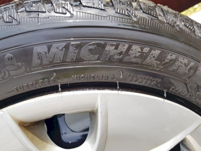 felge od BMW FELGA+ GUMA+ RATKAPA