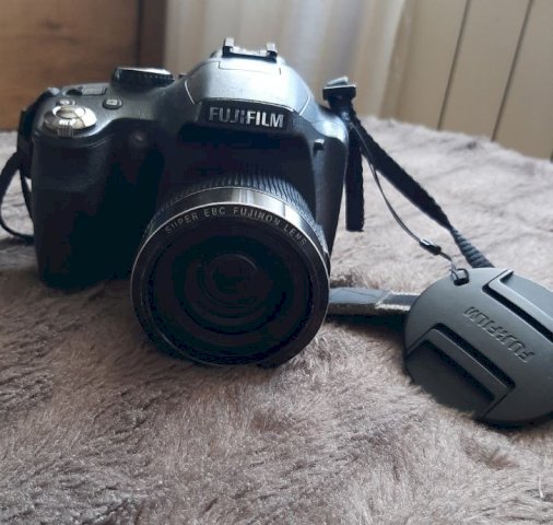 fotoaparat FUJI