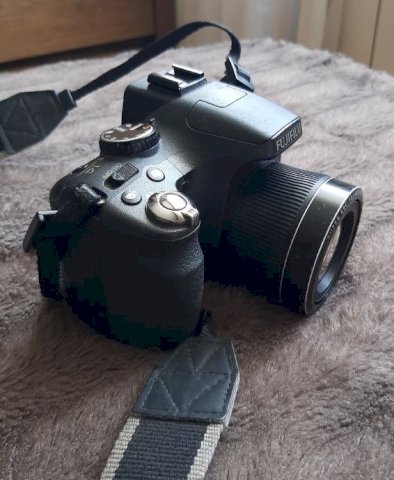 fotoaparat FUJI