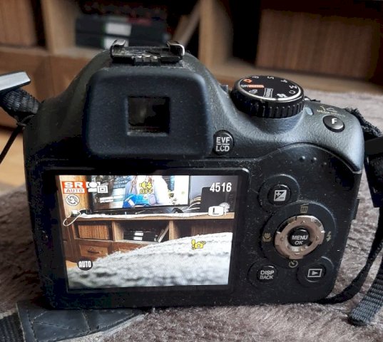 fotoaparat FUJI