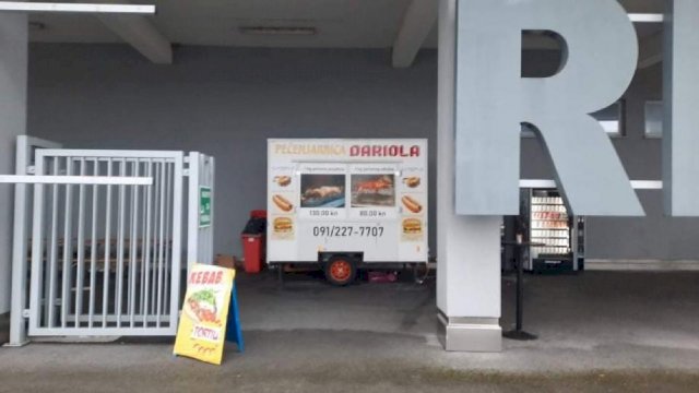 Ugostiteljska prikolica