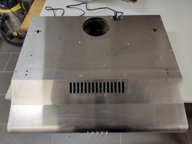 Ugradbena napa Respekta