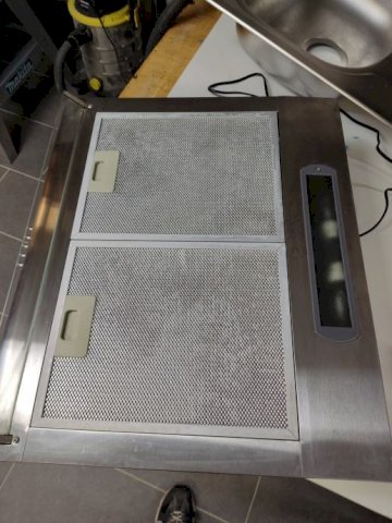 Ugradbena napa Respekta