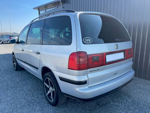 VW Sharan 1,9 TDI * REG DO 09/22 * ALU 16 * 7