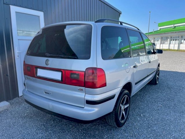 VW Sharan 1,9 TDI * REG DO 09/22 * ALU 16 * 7