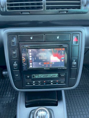 VW Sharan 1,9 TDI * REG DO 09/22 * ALU 16 * 7