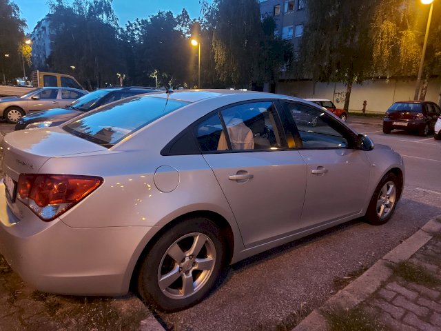 Chevrolet Cruze