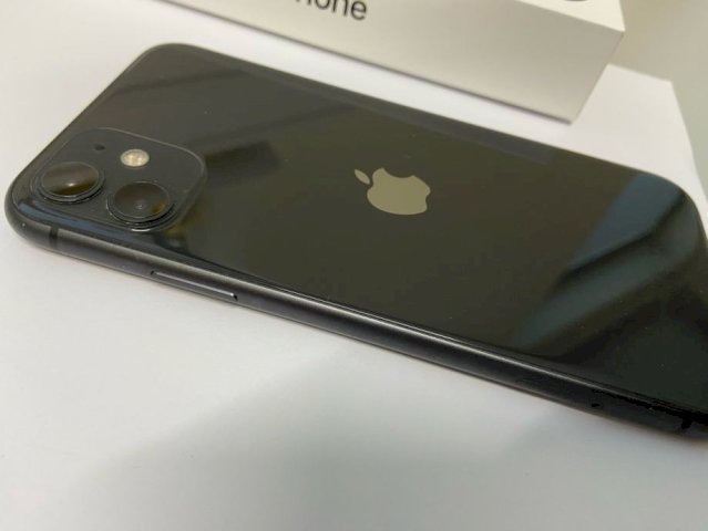 iPhone 11