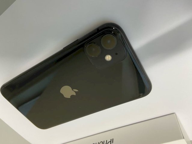 iPhone 11