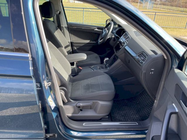 VW Tiguan 2,0 TDI DSG ELEGANCE