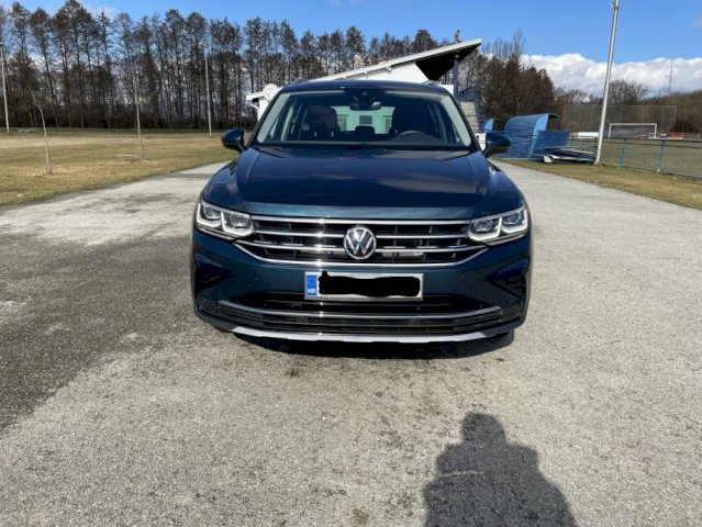 VW Tiguan 2,0 TDI DSG ELEGANCE