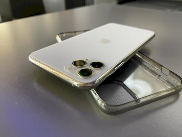 iPhone 11 Pro Max 64gb ***KAO NOVO***TOP STANJE**