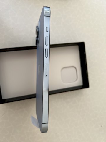 iPhone 13 Pro Max  256 GB,  Boja: Sierra Blue