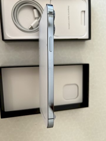 iPhone 13 Pro Max  256 GB,  Boja: Sierra Blue