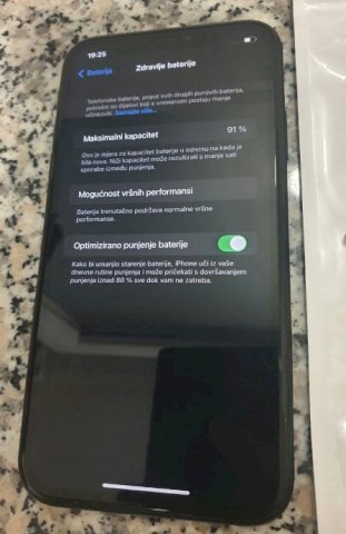iPhone XR Black 64GB