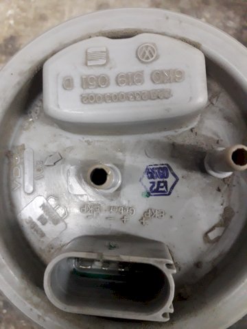 Mijenjam pumpu goriva za kosilicu