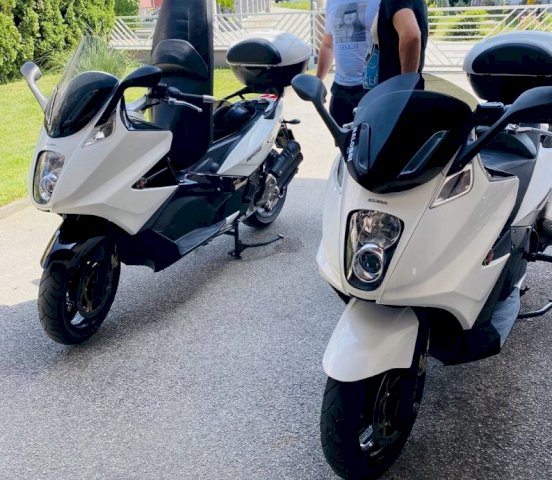 Gilera GP 800 839 cm3, 2012 god.
