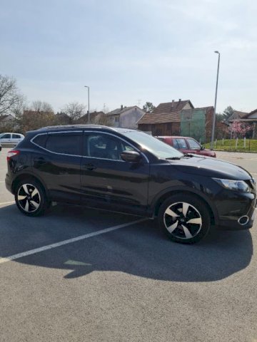 Nissan Qashqai 1,6 dCi X-Tronic Tekna Led Pamoram