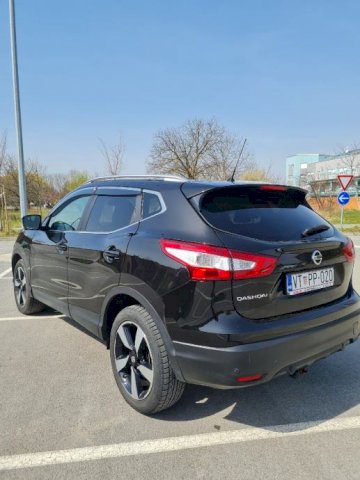 Nissan Qashqai 1,6 dCi X-Tronic Tekna Led Pamoram